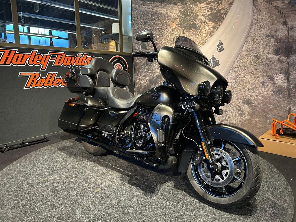 FLHTKSE CVO Ultra Limited